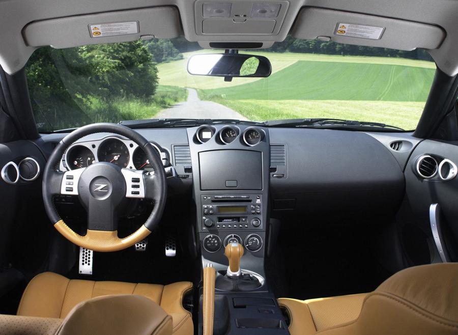  Nissan 350Z 2002 года  (фото 17 из 19)